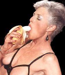 19P JULIET ANDERSON (aka Auntie Peg) M,:)