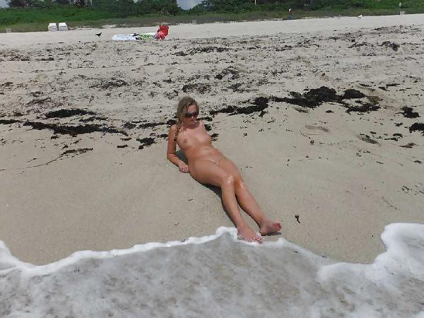 25P Beautiful Day At The Beach 10 by Voyeur TROC