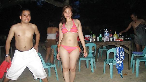 25P Filipina MILF liza