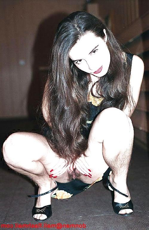 16P Hairy Women are the sexiest