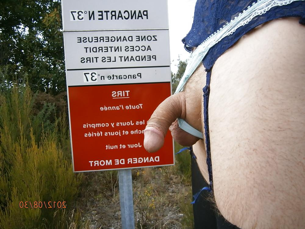 5P Public exhib crosdress flashing cock queueporn cul