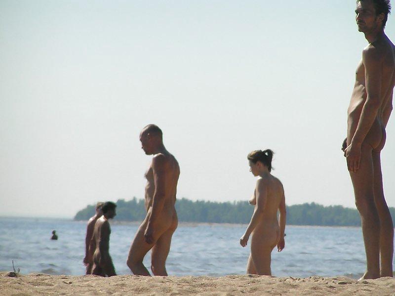 25P FKK-Strandspaß