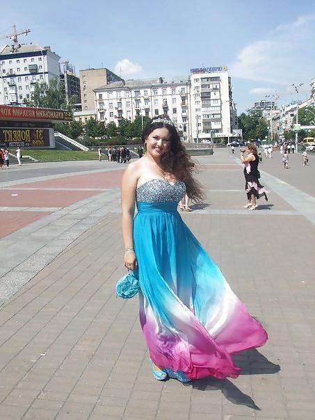 14P Busty Russian Woman 69