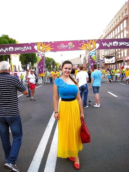 14P Busty Russian Woman 69