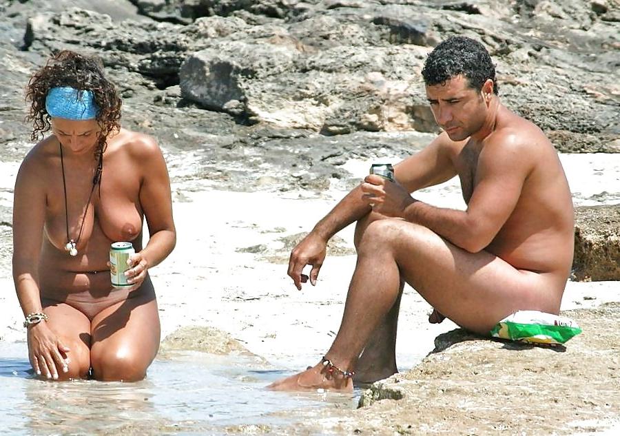 23P Fun with wiffe at the beach - 3