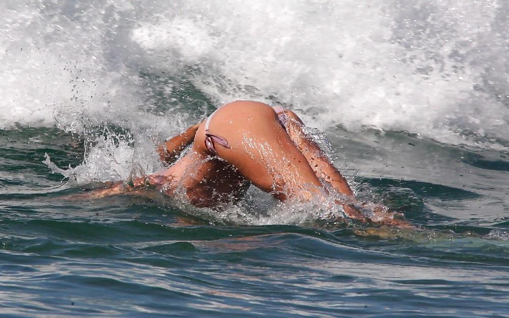 25P BEACH BOOTY PT 2