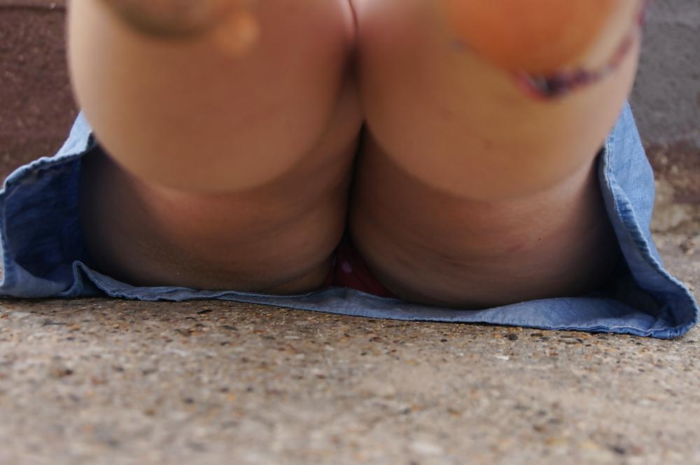 25P Candid Sandy Beach Feet Soles 3