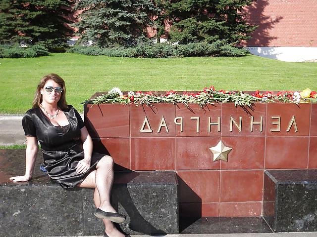 7P Busty Russian Woman 100