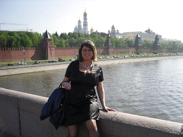 7P Busty Russian Woman 100