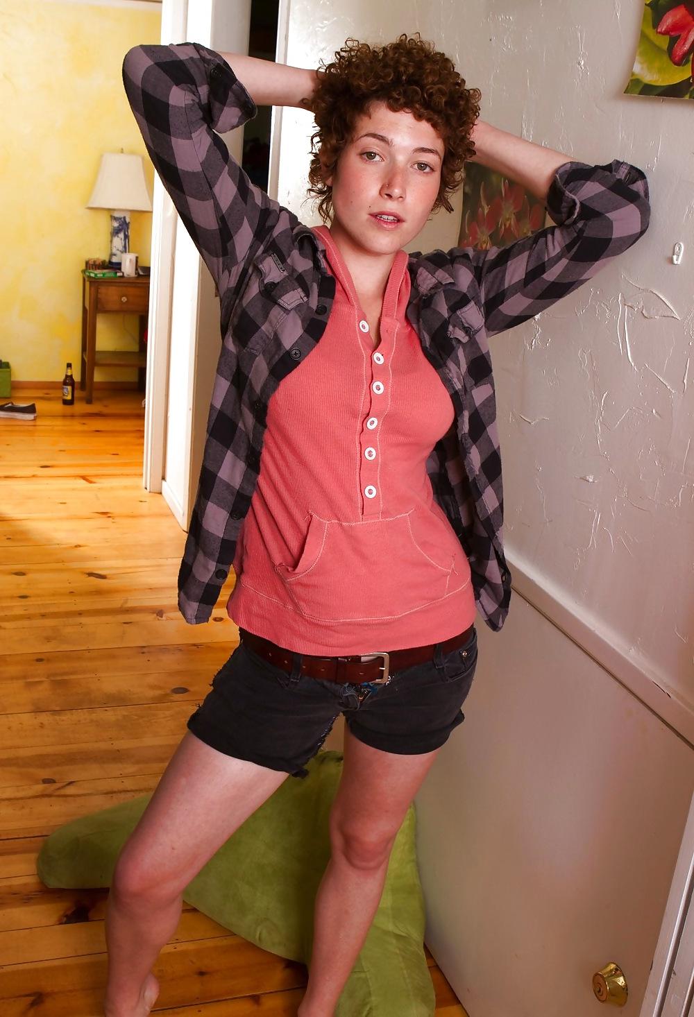 16P Julia B's bush has worn out her pants
