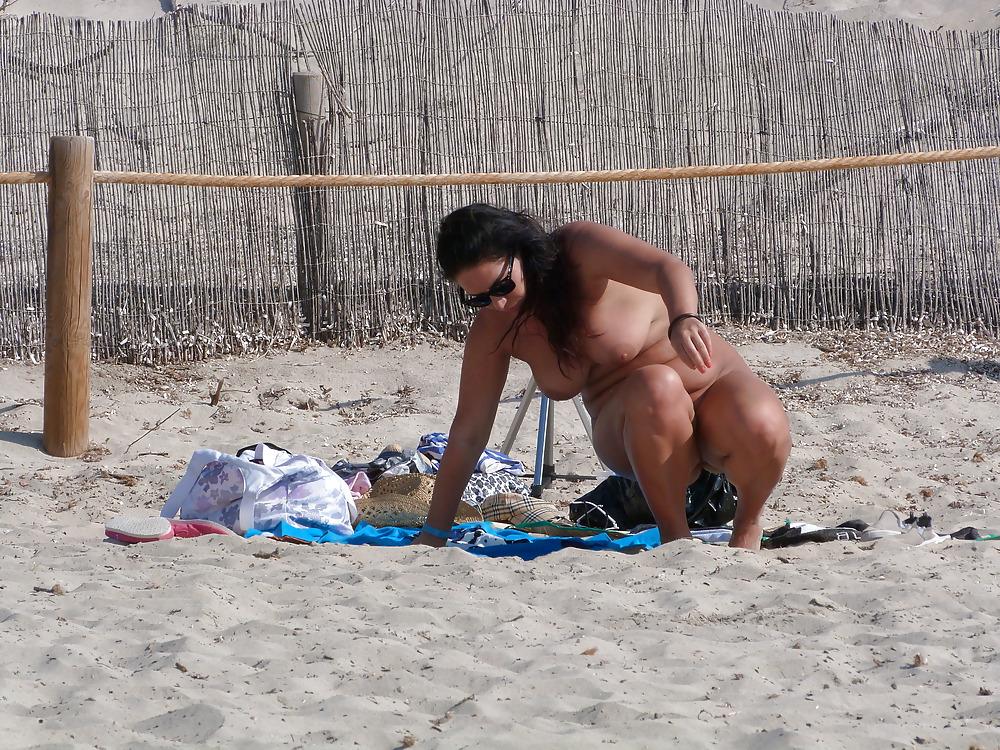 9P Me naked at the nudist beach