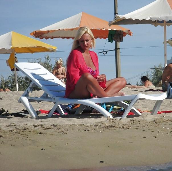 10P Busty Russian Woman 127