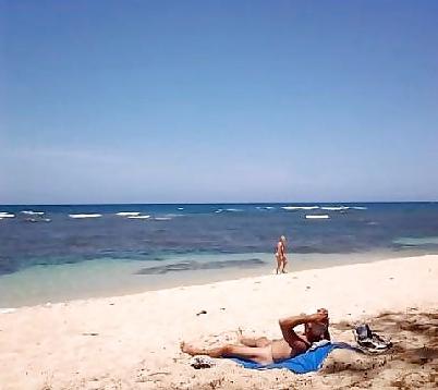 15P Polo Beach