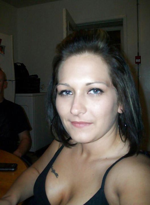 25P Non Nude sexy woman