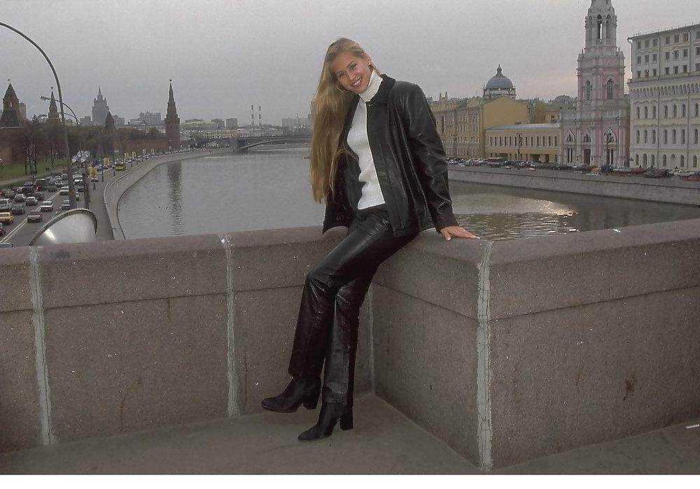 17P Leather Divas