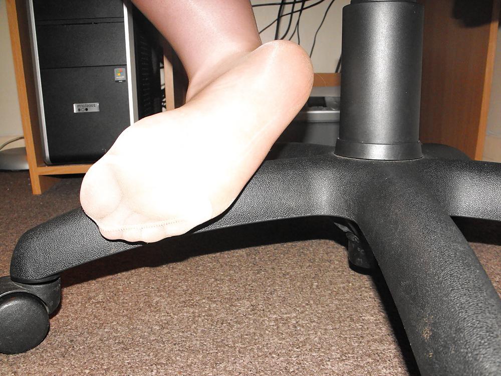 12P Em's reinforced nylon toes up close