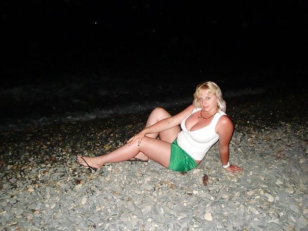 11P Busty Russian Woman 22