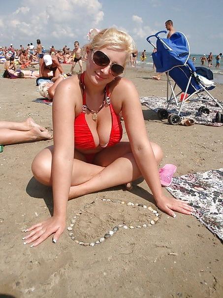 11P Busty Russian Woman 22