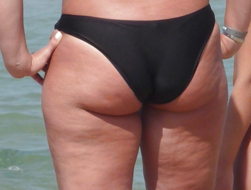 9P Super greasy white ASS beach 2