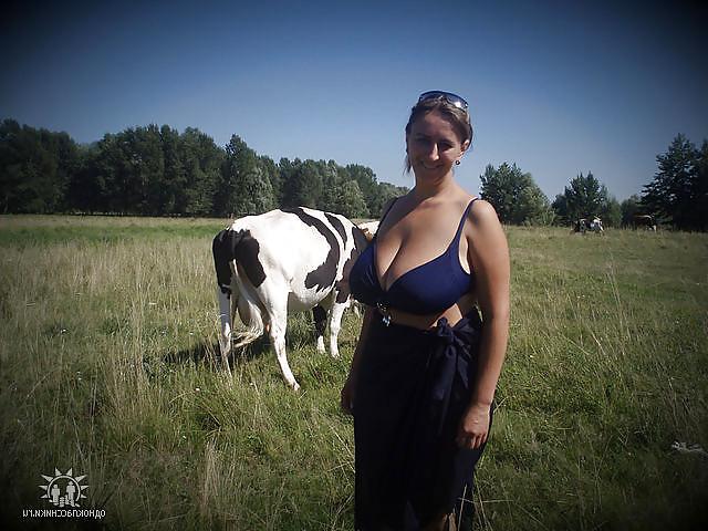 18P Busty Russian Woman 13