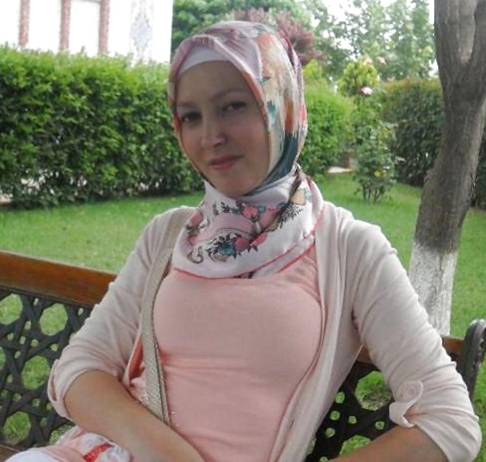 15P Sxy arab turkish woman