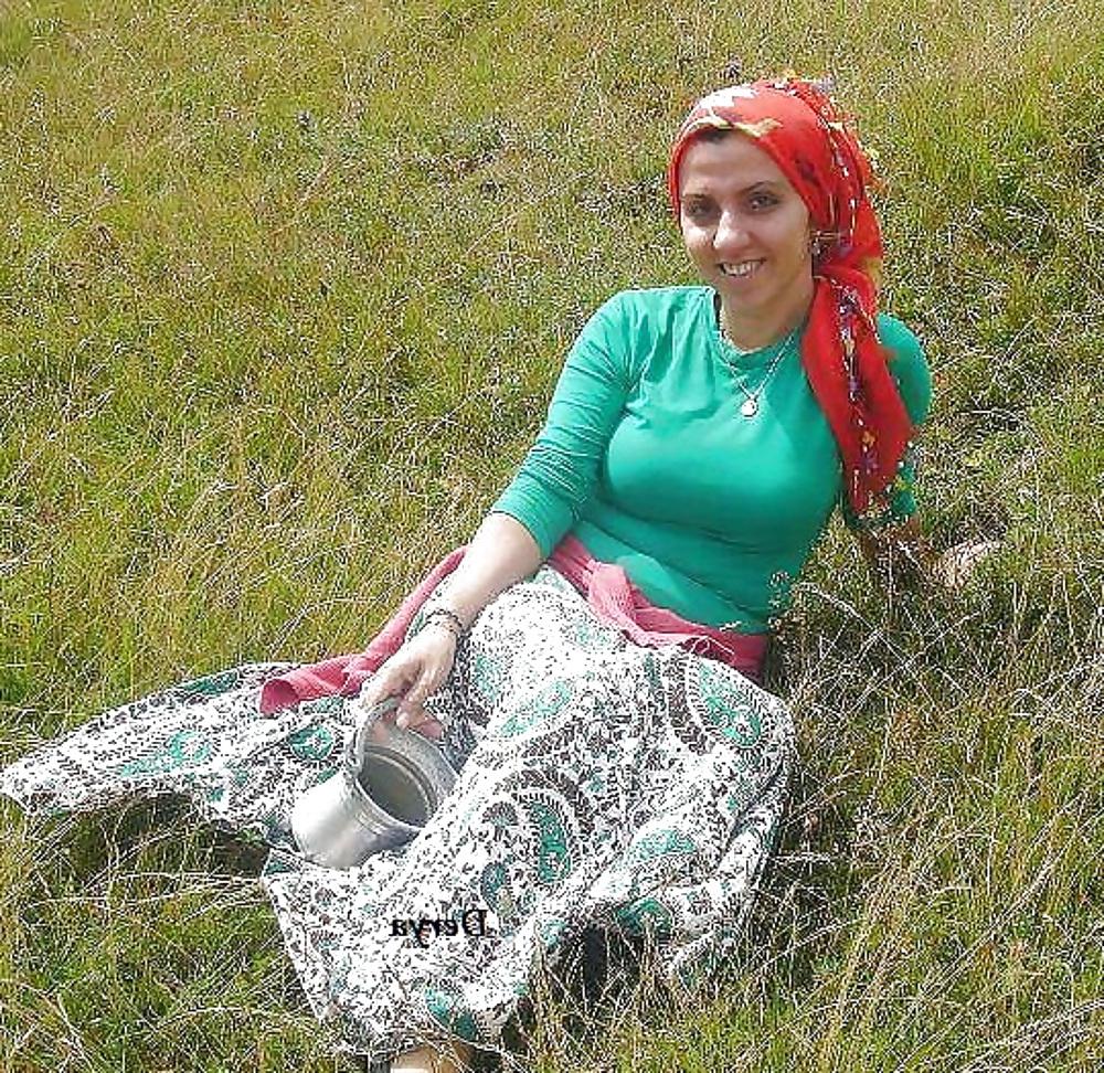 15P Sxy arab turkish woman