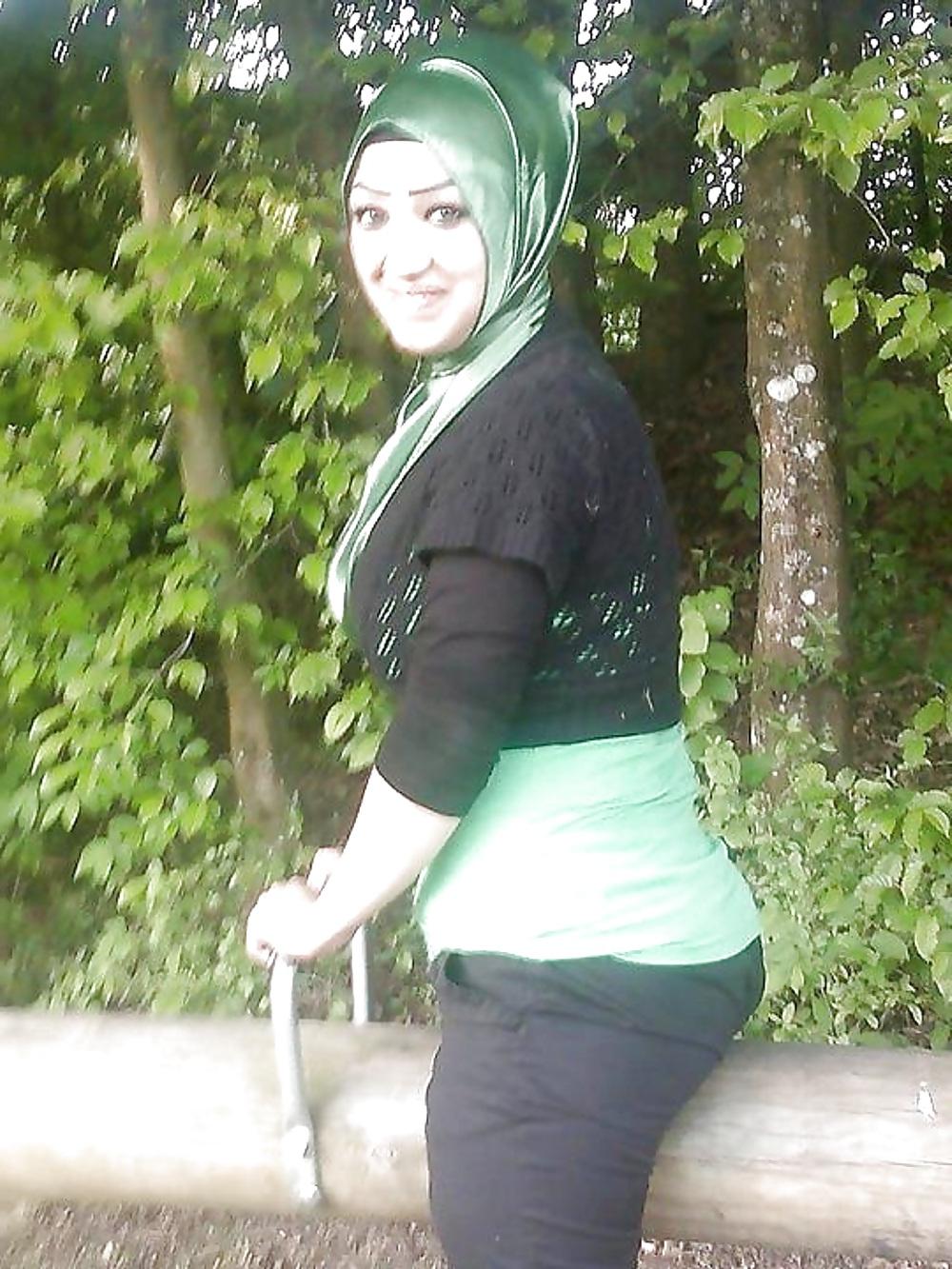 15P Sxy arab turkish woman