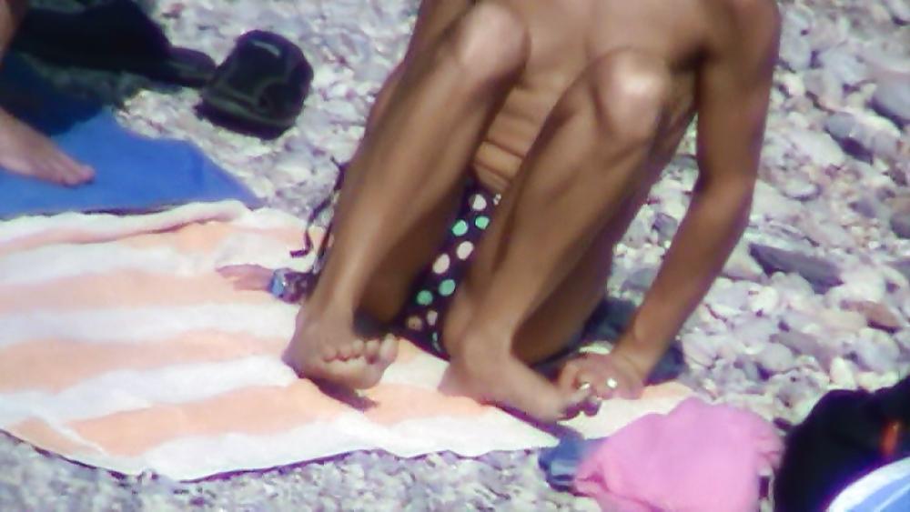 9P FKK-Strandbrüste, MILFs