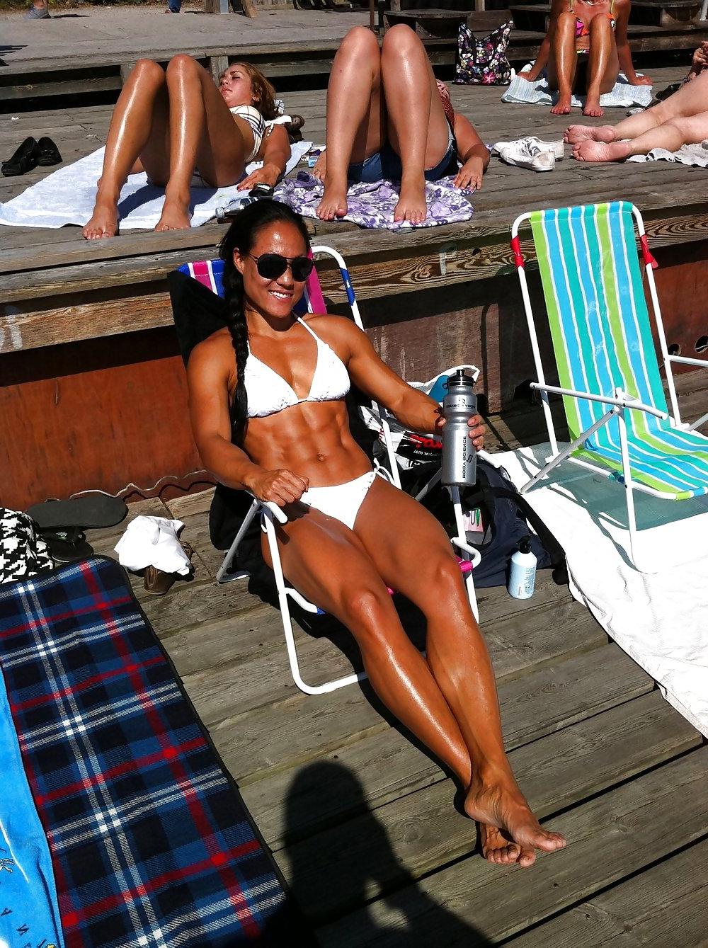 24P Sexy fitness&muscle girls