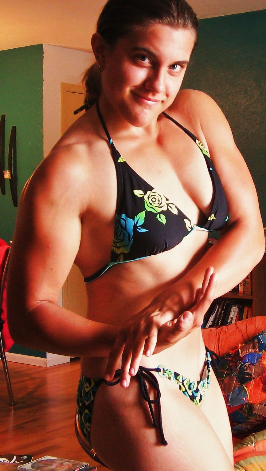 24P Sexy fitness&muscle girls