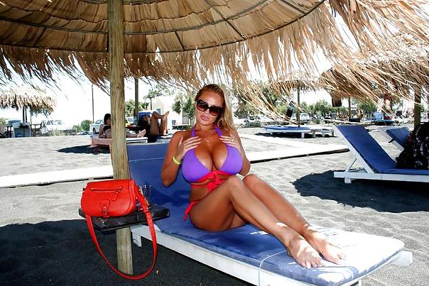 18P Busty Russian Woman 179