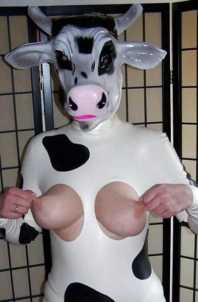 8P Cow Woman