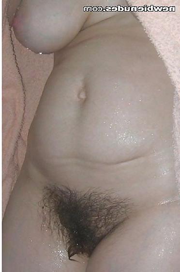 25P Hairy Pussies #1