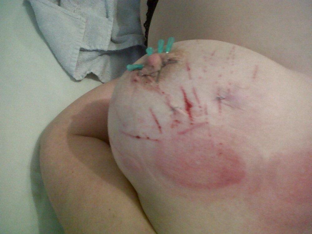 10P Scottish slut loves tit use