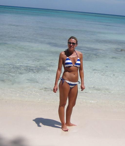 9P Milf on the beach