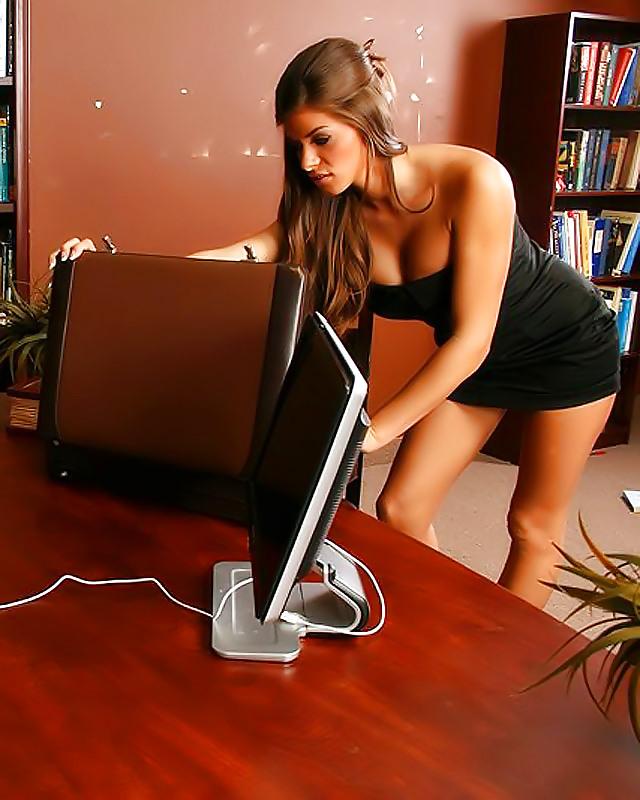 25P Want a secretary?