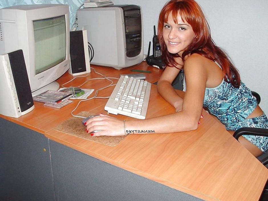 18P Hot Wife In Her Office Shows Her Pussy