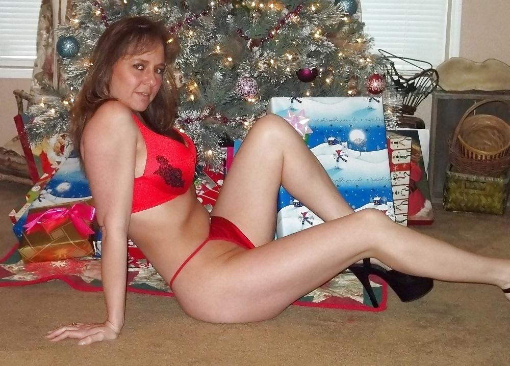 25P Xmas sluts