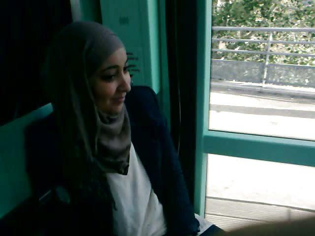 13P Flashing hijab muslim arab