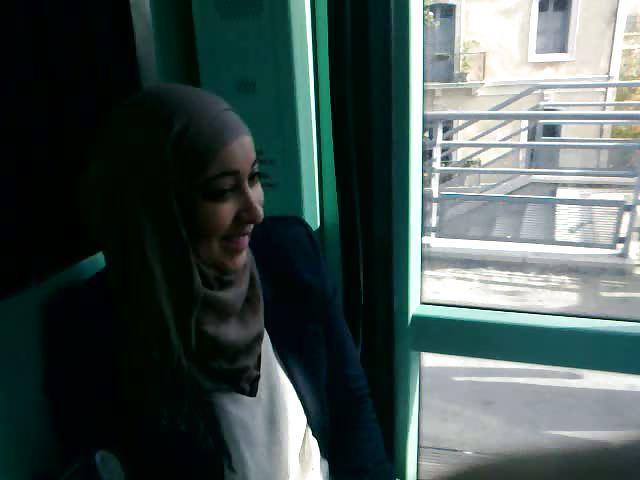 13P Flashing hijab muslim arab