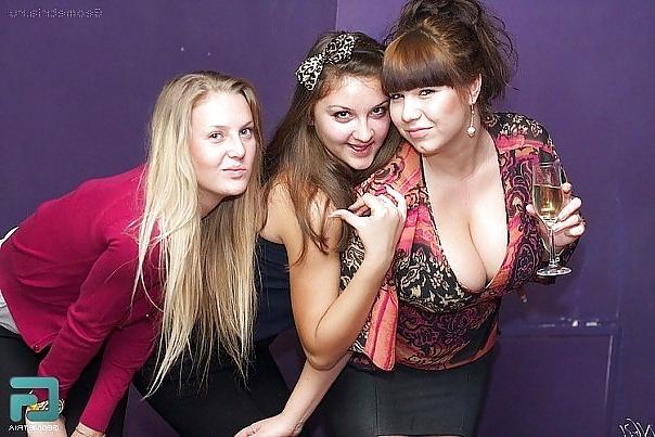 16P Busty Russian Woman 82