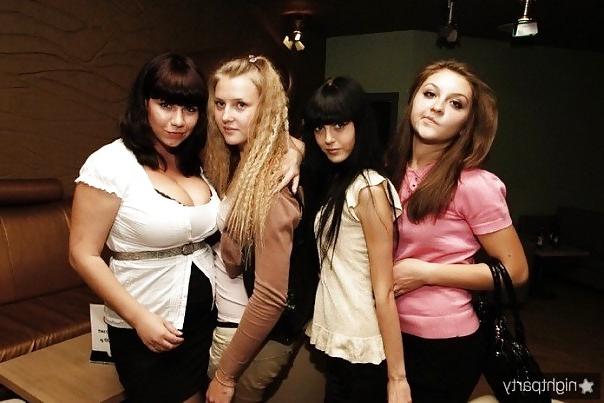 16P Busty Russian Woman 82