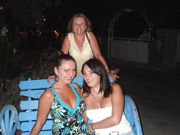 16P Busty Russian Woman 70