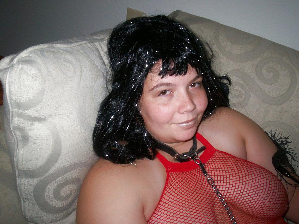 25P My wife in red body suit on a collar n leash