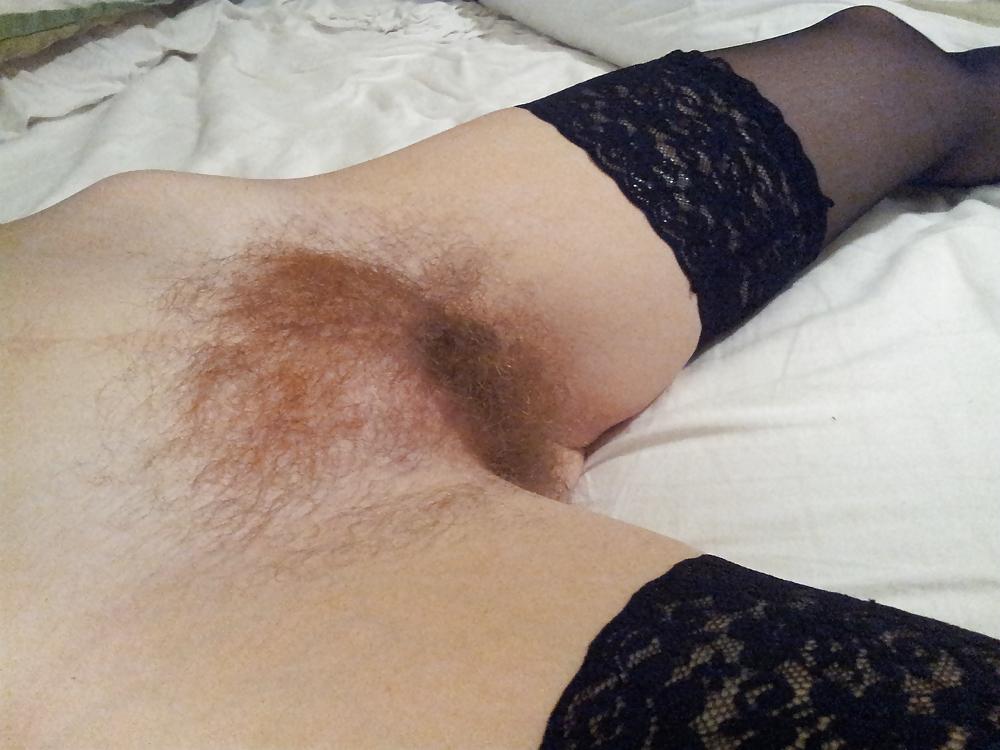10P Hairy Mature Wife