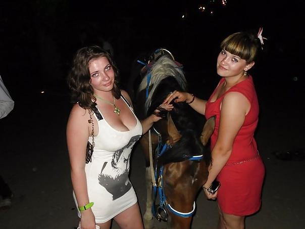 10P Busty Russian Woman 75