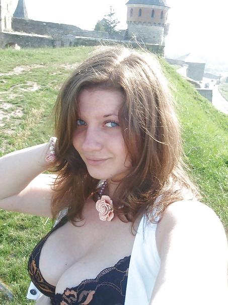 10P Busty Russian Woman 75
