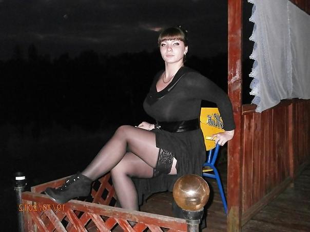 10P Busty Russian Woman 75