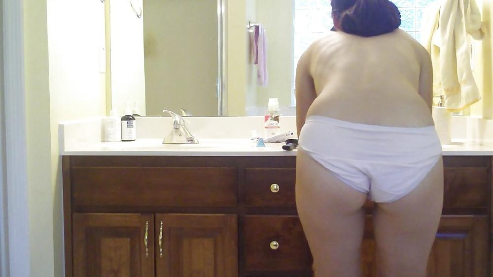 18P At home with korean milf 2