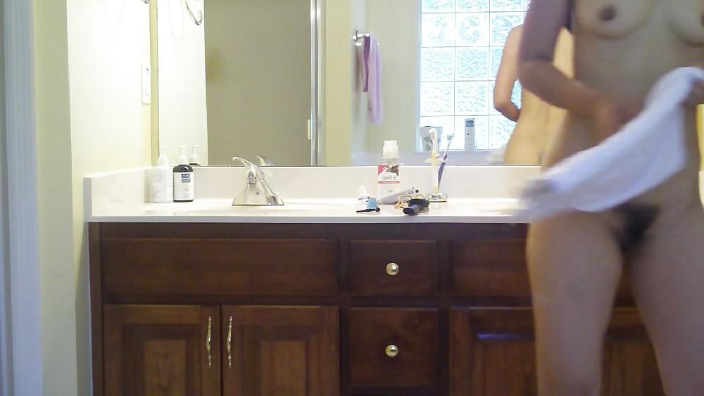 18P At home with korean milf 2
